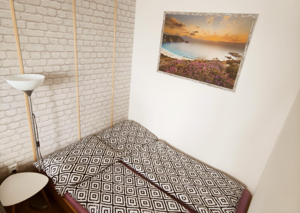 Prenájom 1.izbového bytu len pár minút od centra mesta v  Dunajskej Strede.