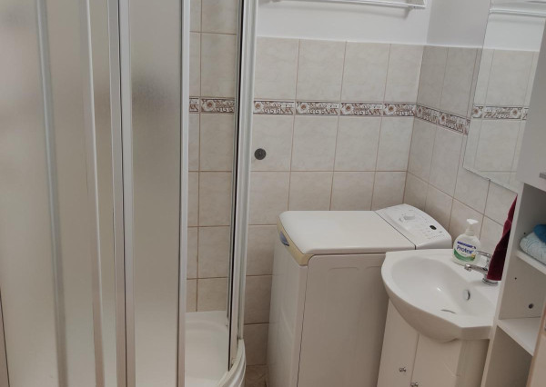 Prenájom 1.izbového bytu len pár minút od centra mesta v  Dunajskej Strede.