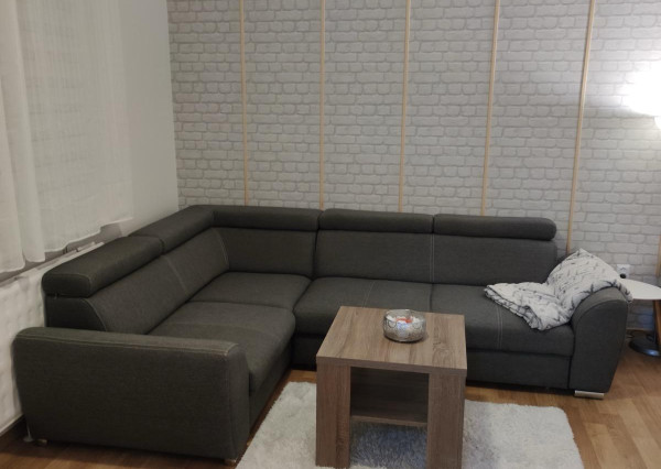 Prenájom 1.izbového bytu len pár minút od centra mesta v  Dunajskej Strede.