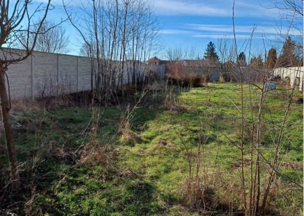 Pekný slnečný stavebný pozemok 750m2 na predaj - Gabčíkovo.