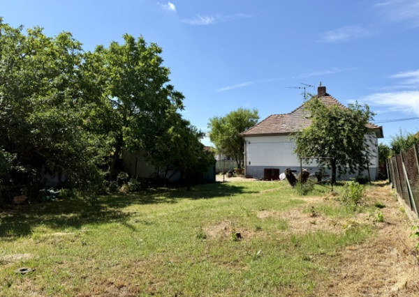 Šamorín - predaj rodinného domu s garážou na ul. Záhradnícka.