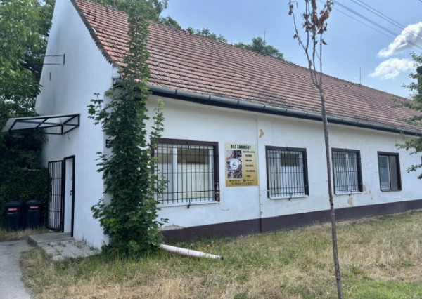 Na prenájom – Odstúpenie - vybavený nebytový priestor vhodný na cukrársku alebo pekársku výrobu v obci Vrakúň.