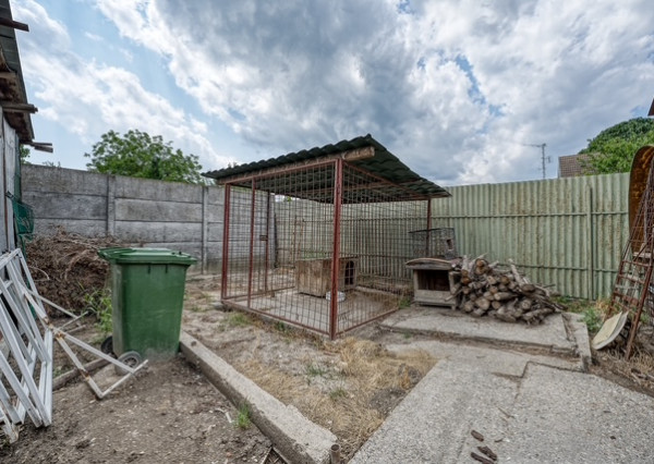 Na predaj kompletne zrekonštruovaný 3-izbový rodinný dom v Šamoríne – časť Mliečno