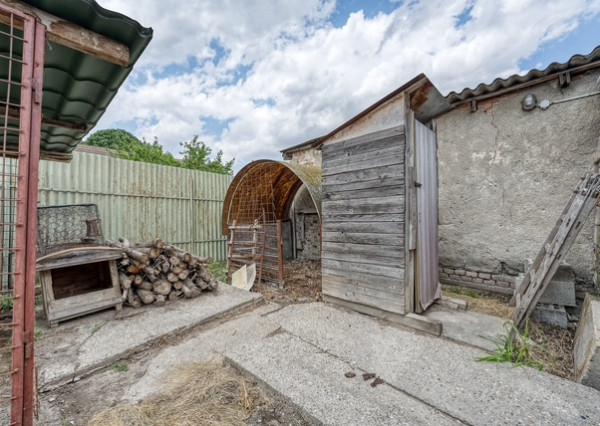 Na predaj kompletne zrekonštruovaný 3-izbový rodinný dom v Šamoríne – časť Mliečno