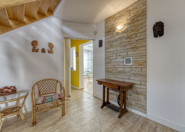 PRIESTRANNÝ RODINNÝ DOM V HAMULIAKOVE na pozemku 625 m2