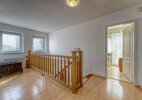 PRIESTRANNÝ RODINNÝ DOM V HAMULIAKOVE na pozemku 625 m2