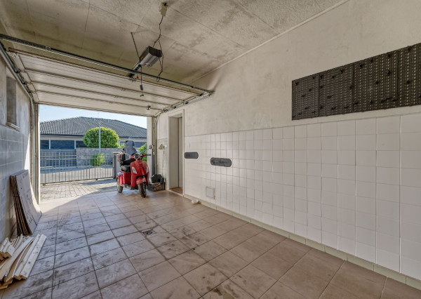 PRIESTRANNÝ RODINNÝ DOM V HAMULIAKOVE na pozemku 625 m2