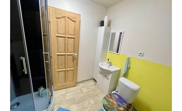 Predaj 5 izbový rodinný dom v obci Rohovce, neďaleko R7, len 8km od Šamorína - fotografia 16