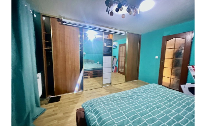 Na predaj  rekreačná chata s trvalým užívaním v lukratívnej časti Šamorína. - fotografia 17
