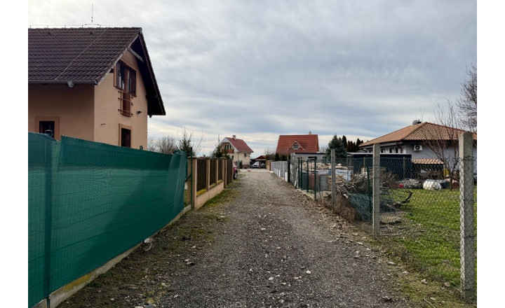 Ohrady – predaj celoročne obývateľnej záhradnej chaty v rekreačnej časti pri Klátovskom ramene. - fotografia 32