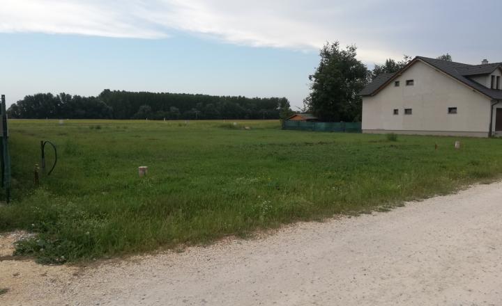 Predaj stavebné pozemky 769 m2 a 720 m2 v obci DUNASZIGET, Maďarsko - CENA : 61 eur / m2 - fotografia 14