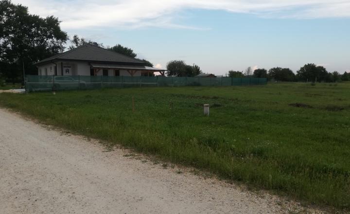 Predaj stavebné pozemky 769 m2 a 720 m2 v obci DUNASZIGET, Maďarsko - CENA : 61 eur / m2 - fotografia 16