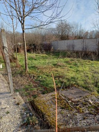 Pekný slnečný stavebný pozemok 750m2 na predaj - Gabčíkovo. - fotografia 3