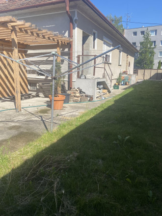 Predaj rodinného domu v západnom centre Dunajskej Stredy, ulica Poľná. - fotografia 1