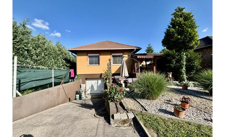 Na predaj elegantný 4-izbový rodinný dom v obci Hegyeshalom. - fotografia 37