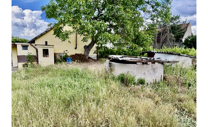 Predaj -bývalý Hostinec v obci Macov. - fotografia 10
