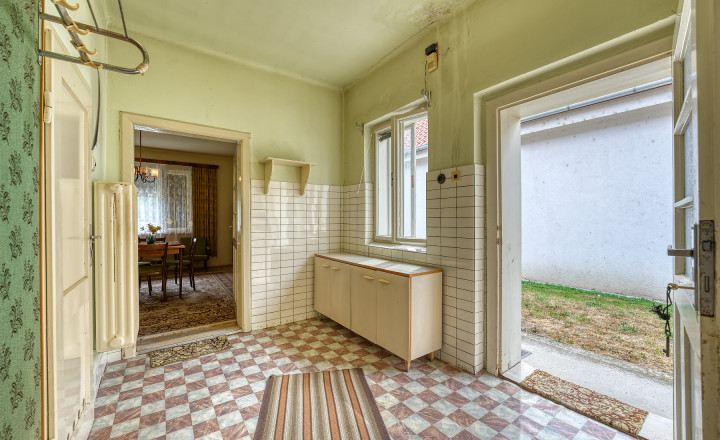 Rodinný dom na predaj v obci Báč – pozemok 919 m² - fotografia 16
