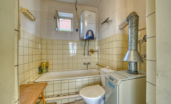 Rodinný dom na predaj v obci Báč – pozemok 919 m² - fotografia 18