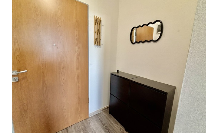 Na predaj 3 izbový byt s 2-ma balkónmi ,1parkovacie miesto v obci Rajka. - fotografia 20