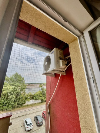 Na predaj 3 izbový byt s 2-ma balkónmi ,1parkovacie miesto v obci Rajka. - fotografia 21