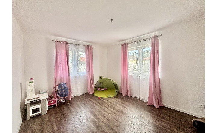 MODERNÁ NOVOSTAVBA S VEĽKÝM POZEMKOM  V OBCI BLAHOVÁ - fotografia 9