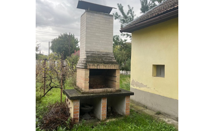Predaj -bývalý Hostinec v obci Macov. - fotografia 19