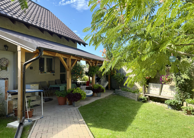 5-IZBOVÝ RODINNÝ DOM V ROHOVCIACH – 8 KM OD ŠAMORÍNA, 35 KM OD BRATISLAVY