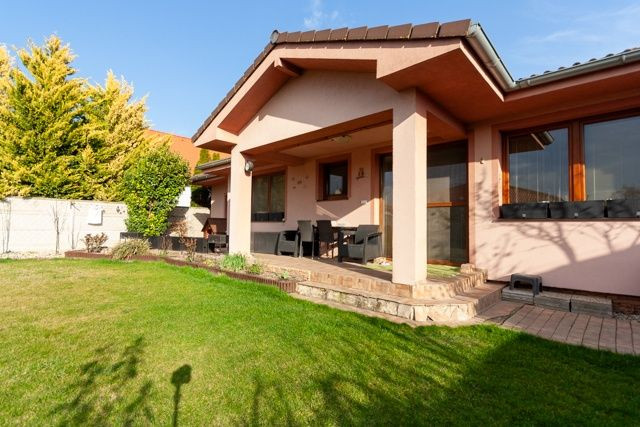 Na predaj 3 izbový rodinný dom v obci Holice pri R7, Dunajská Streda, Trnavský kraj