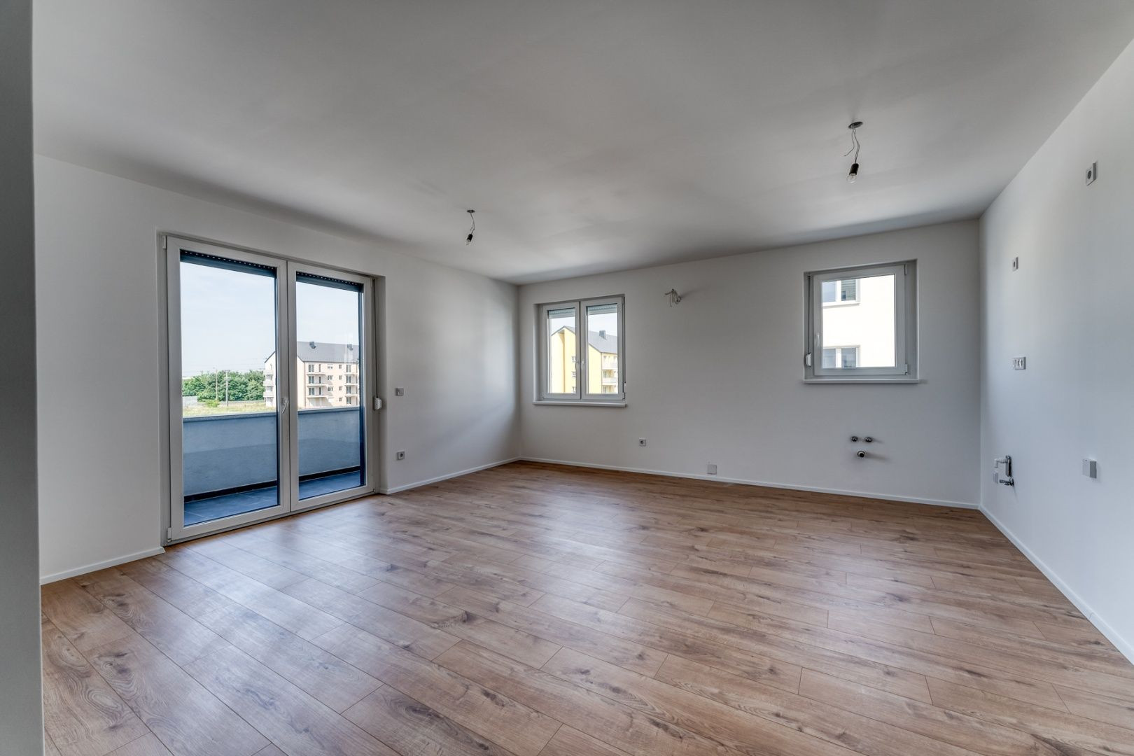 Rajka -BEZ PLATENIA PRISPEVKU: Predaj : tehlových 2-3 -izbových bytov -novostavba.