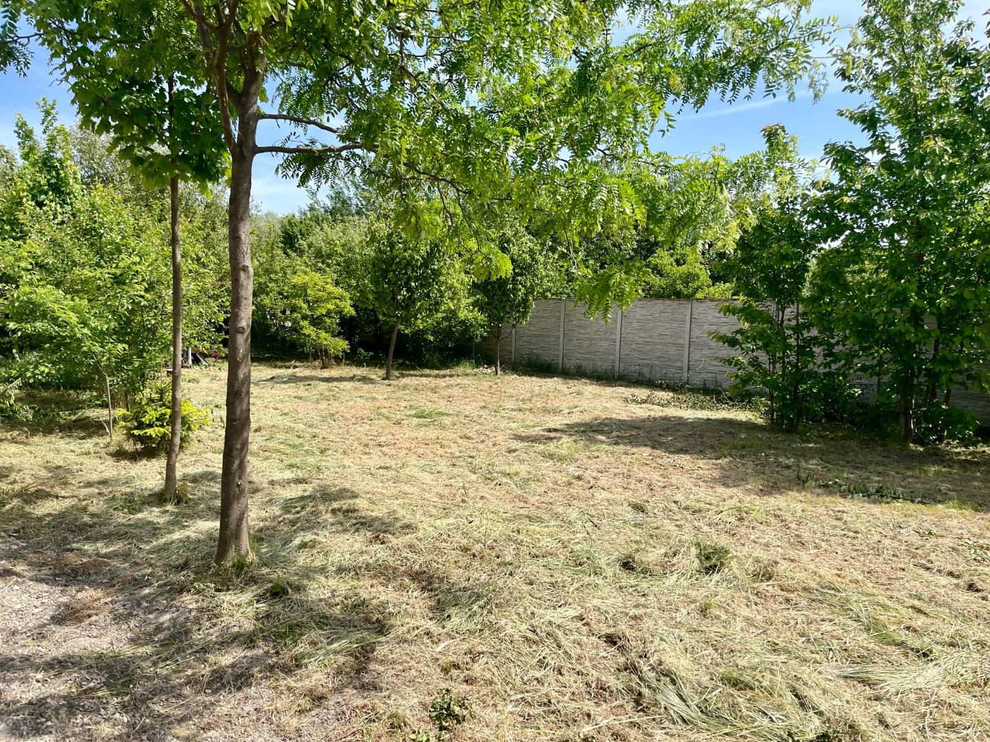 Pekný slnečný stavebný pozemok 750m2 na predaj - Gabčíkovo.