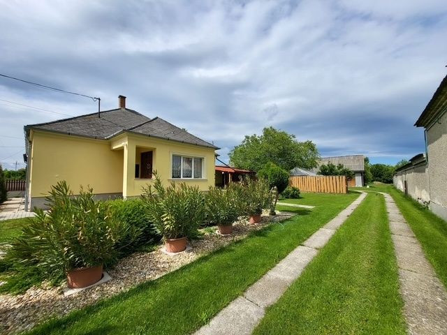 Predaj rodinného domu  blízko Bratislavy - Dunakiliti.