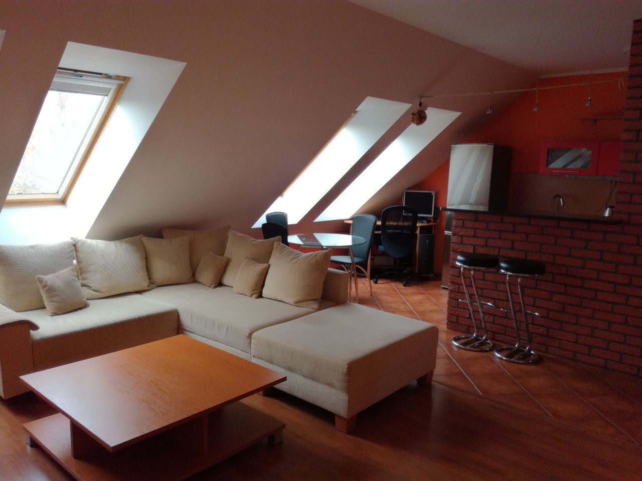 Prenájom nadštandardného 2 izb.bytu aj so zariadením v Šamoríne,Školská ul.