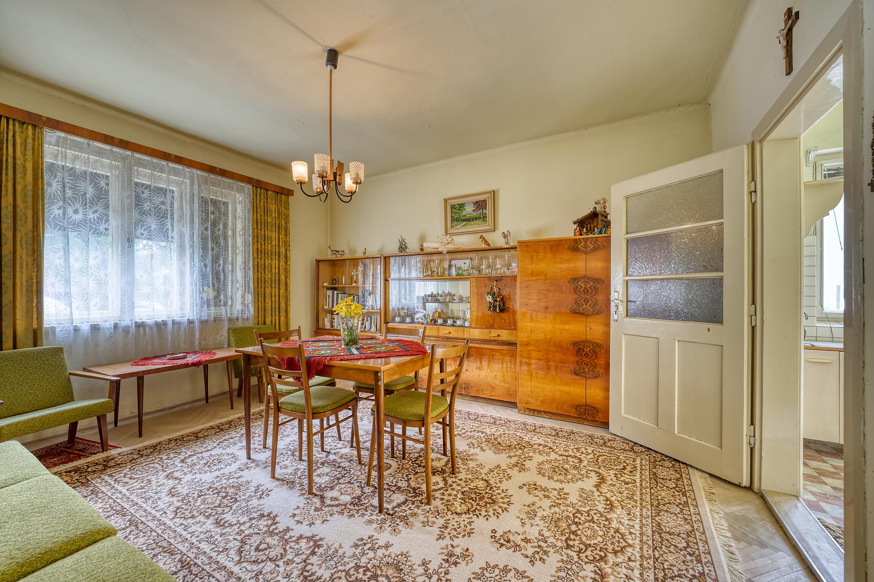 Rodinný dom na predaj v obci Báč – pozemok 919 m²