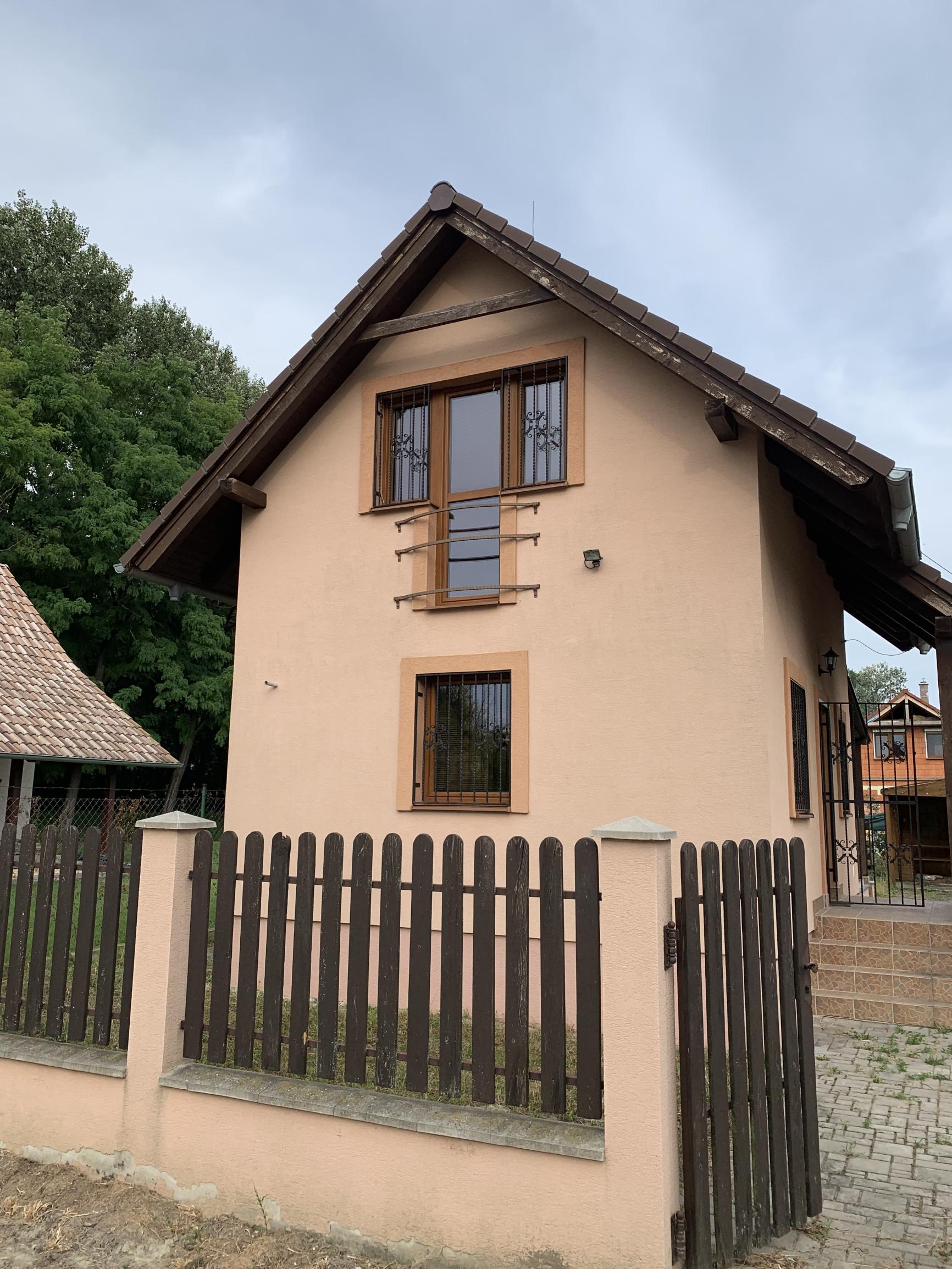 Ohrady – predaj celoročne obývateľnej záhradnej chaty v rekreačnej časti pri Klátovskom ramene.